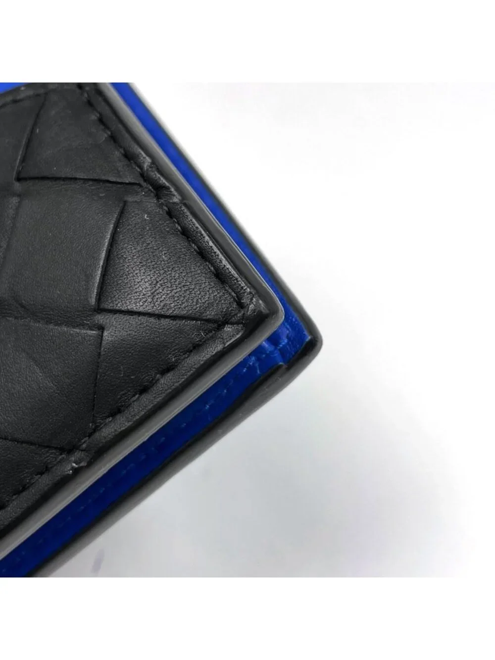 Bottega Veneta Intrecciato Bifold Wallet Bicolor Leather Black Blue